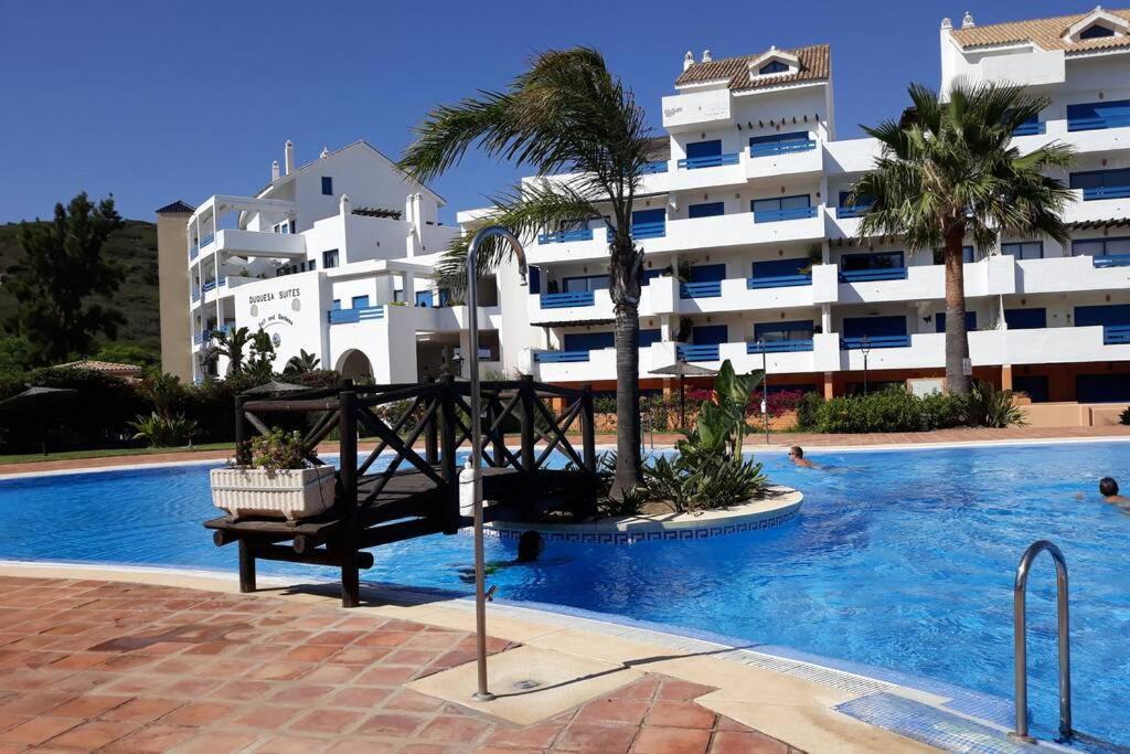 Beautiful Apartment In Duquesa Suites And Gardens Castillo de Sabinillas Екстер'єр фото