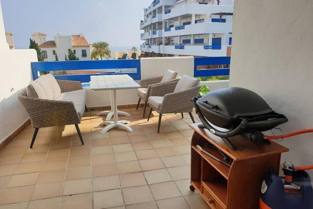 Beautiful Apartment In Duquesa Suites And Gardens Castillo de Sabinillas Екстер'єр фото