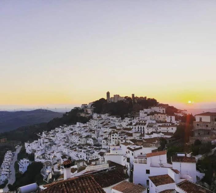 Beautiful Apartment In Duquesa Suites And Gardens Castillo de Sabinillas Екстер'єр фото