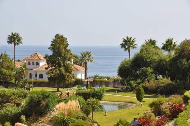 Beautiful Apartment In Duquesa Suites And Gardens Castillo de Sabinillas Екстер'єр фото