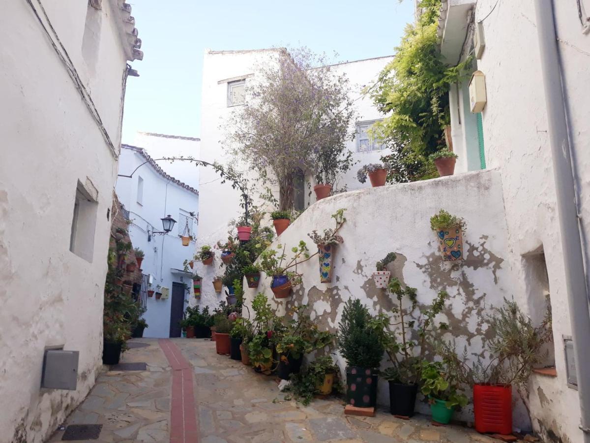 Beautiful Apartment In Duquesa Suites And Gardens Castillo de Sabinillas Екстер'єр фото